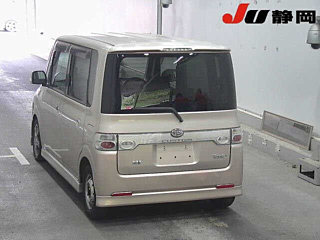DAIHATSU TANTO 2008