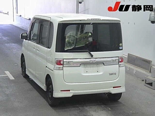 DAIHATSU TANTO 2008