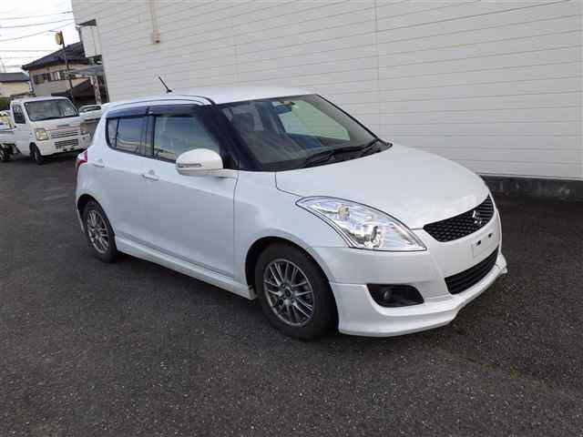 SUZUKI SWIFT 2012