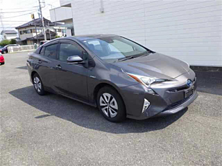 TOYOTA PRIUS 2016