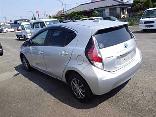 TOYOTA AQUA 2016