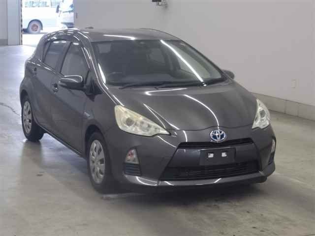 TOYOTA AQUA 2012