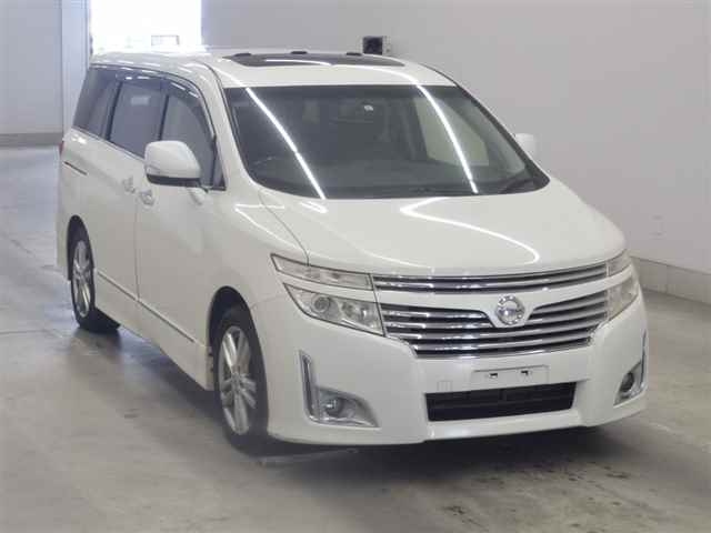 NISSAN ELGRAND 2013