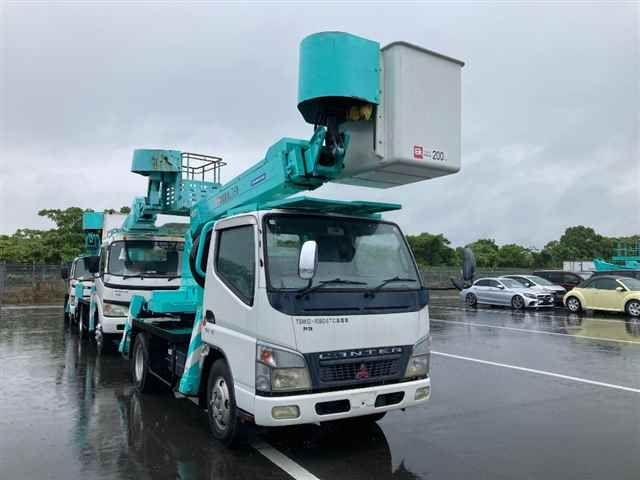 MITSUBISHI CANTER 2006