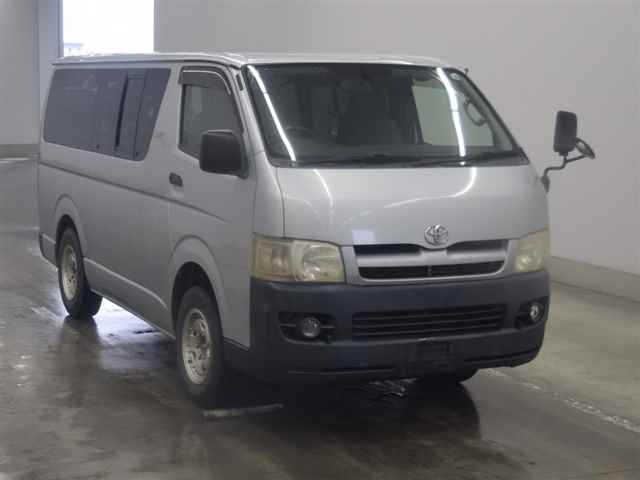 TOYOTA HIACE VAN 2005