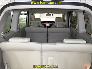 MAZDA BIANTE 2010