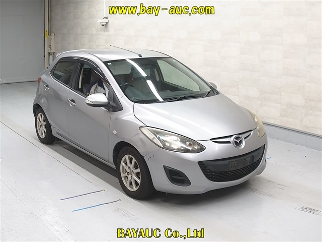 MAZDA DEMIO 2011
