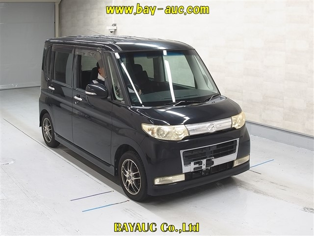 DAIHATSU TANTO 2009