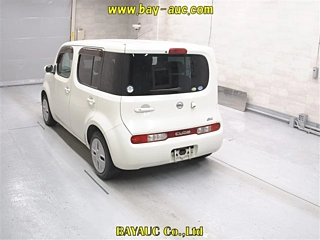 NISSAN CUBE 2010