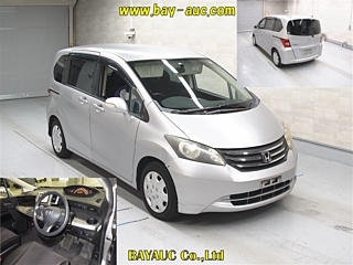 HONDA FREED 2010