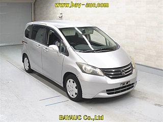 HONDA FREED 2010
