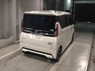 NISSAN ROOX 2021