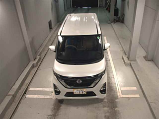 NISSAN ROOX 2021