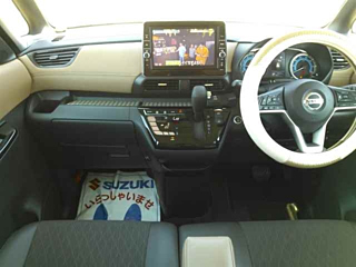 NISSAN ROOX 2021