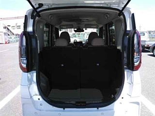 NISSAN ROOX 2021