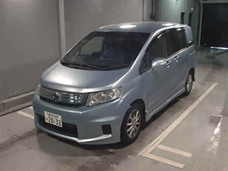 HONDA FREED 2013