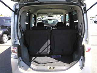 DAIHATSU TANTO 2008
