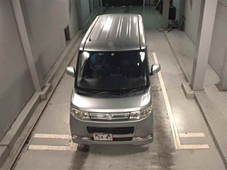 DAIHATSU TANTO 2008
