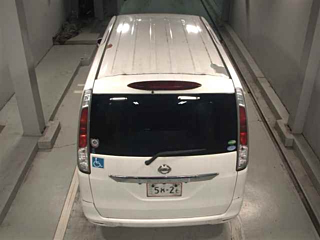 NISSAN SERENA 2013