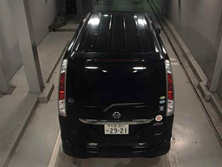 NISSAN SERENA 2010