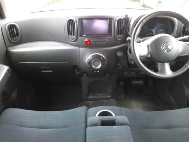 NISSAN CUBE 2011