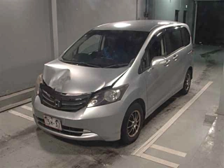 HONDA FREED 2010