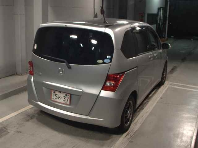 HONDA FREED 2010
