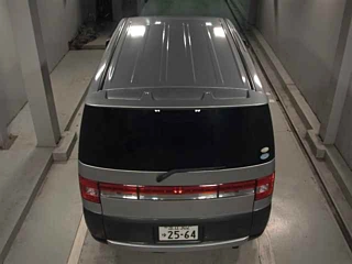 MITSUBISHI DELICA D5 2011
