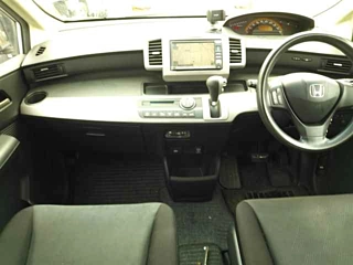 HONDA FREED 2010