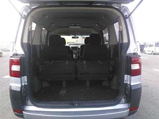 MITSUBISHI DELICA D5 2011