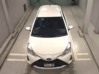 TOYOTA VITZ 2018