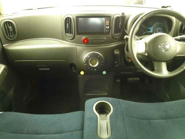 NISSAN CUBE 2012