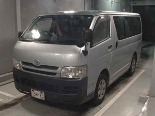 TOYOTA HIACE VAN 2008