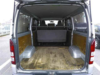TOYOTA HIACE VAN 2008