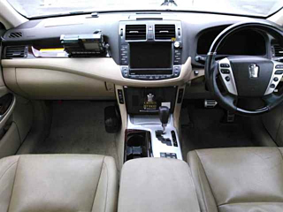 TOYOTA CROWN 2011