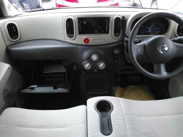 NISSAN CUBE 2011