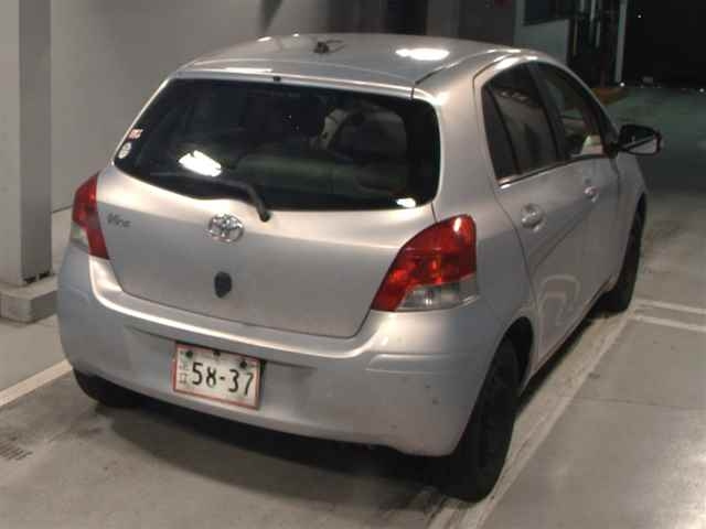 TOYOTA VITZ 2009
