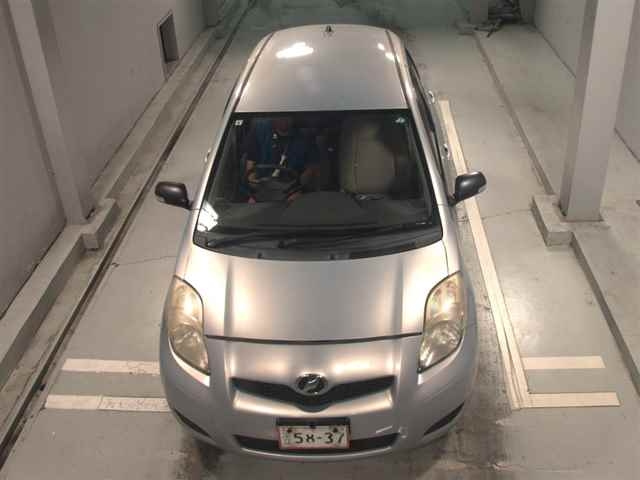 TOYOTA VITZ 2009