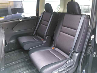 NISSAN SERENA 2017