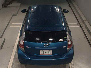 TOYOTA AQUA 2013
