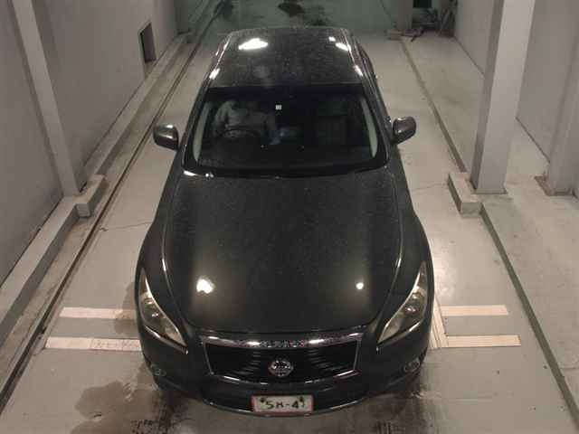 NISSAN FUGA 2010