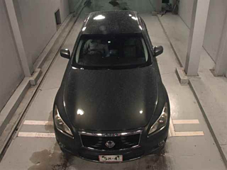 NISSAN FUGA 2010