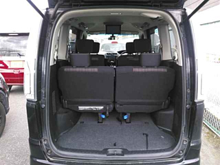 NISSAN SERENA 2014