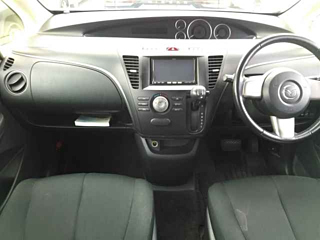 MAZDA BIANTE 2013