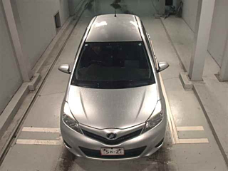 TOYOTA VITZ 2014