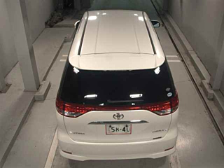 TOYOTA ESTIMA 2010