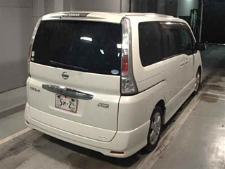 NISSAN SERENA 2010
