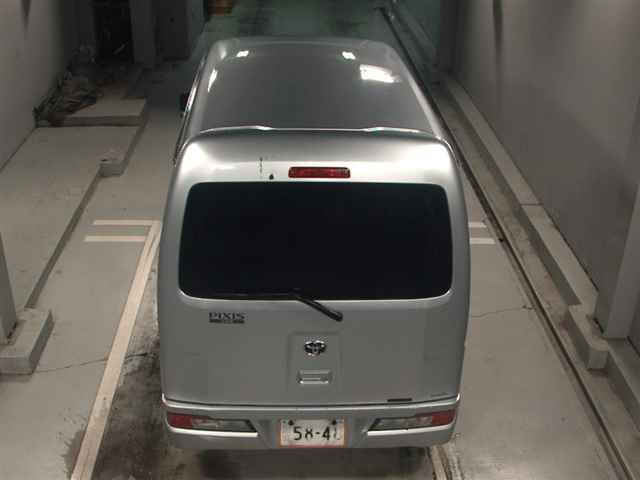 TOYOTA PIXIS VAN 2018