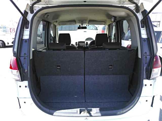SUZUKI SOLIO 2011