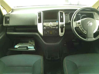 NISSAN SERENA 2009